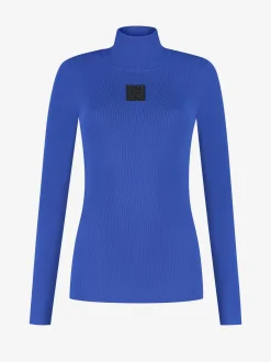 Aansluitende top met logo patch en col