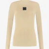 Aansluitende top met logo patch en col