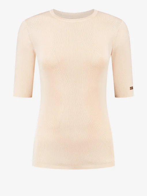 Fitted top