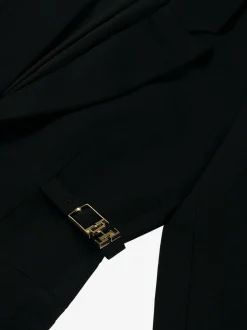 Aansluitende blazer met gesp detail