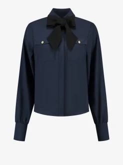 Blouse met strikkoord