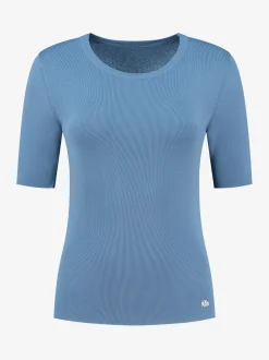 Fitted top