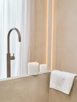 Jardin de Paris Scented Home Candle