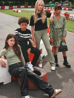 Mid rise flared broek