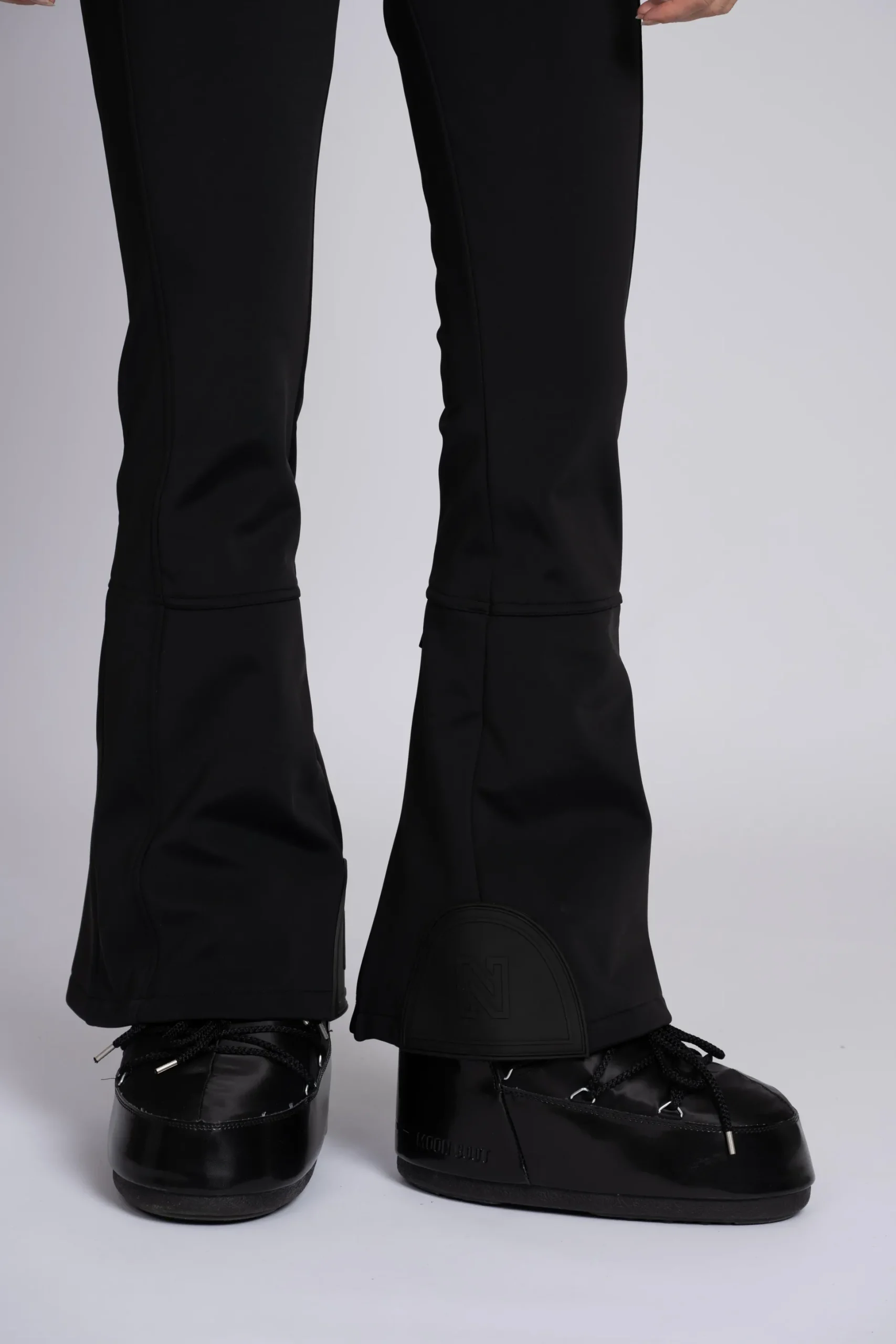 Ski broek met flared pasvorm en verstelbare riem