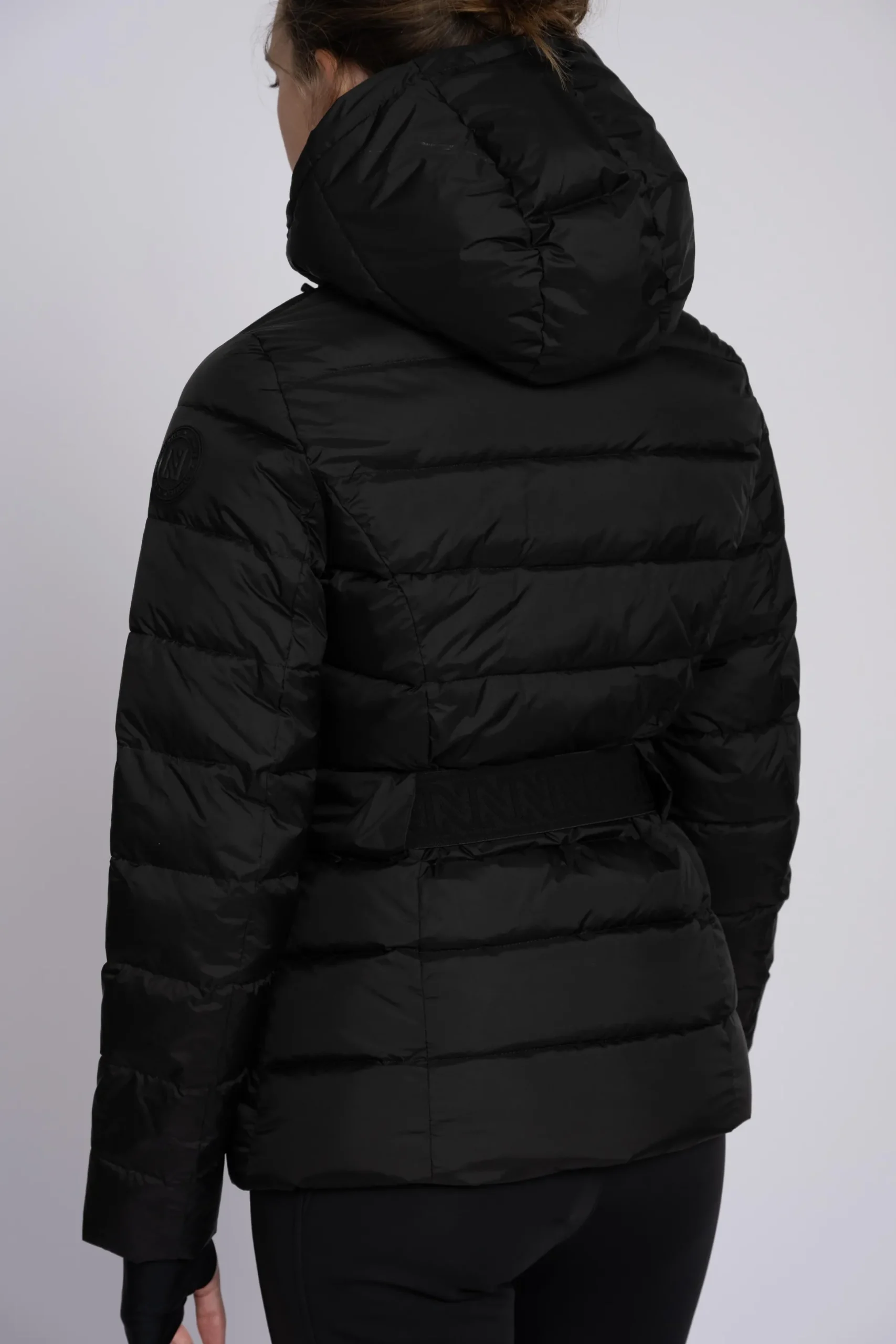 Ski jas met capuchon en elastische riem