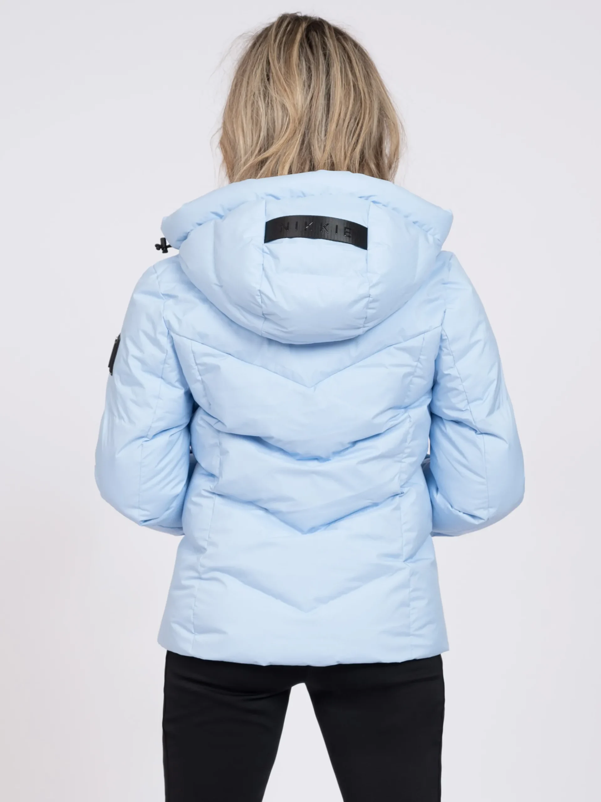 Ski jas met capuchon en sneeuwvangers