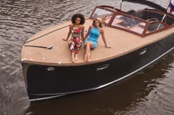 Top met graphic patroon