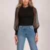 Top met mesh mouwen